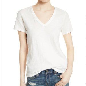 Nordstrom V-Neck T-Shirt - size XL